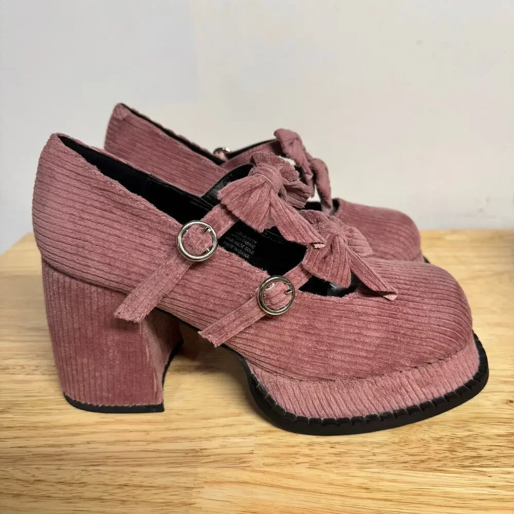 NWOB Dolls Kill Delia’s ROMANTIC TYPE MARY JANES Pink Corduroy Chunky Y2K Size 9